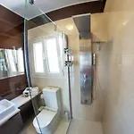 Luxury Seaside Darl