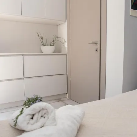 Luxury Seaside Darl Vila *