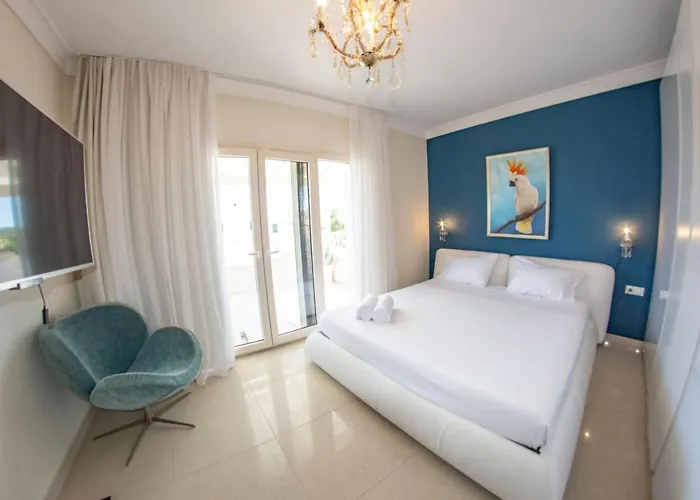 Luxury Seaside Darl Ахарави
